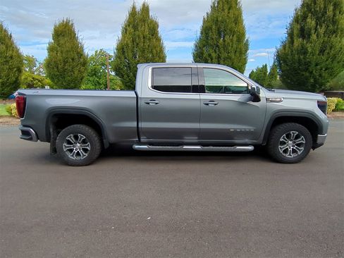 Used 2023 GMC Sierra 1500 SLE w/ X31 Off-Road Package image 7