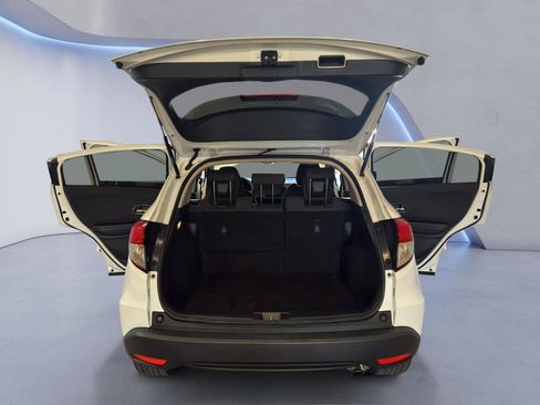 Used 2019 Honda HR-V EX image 13