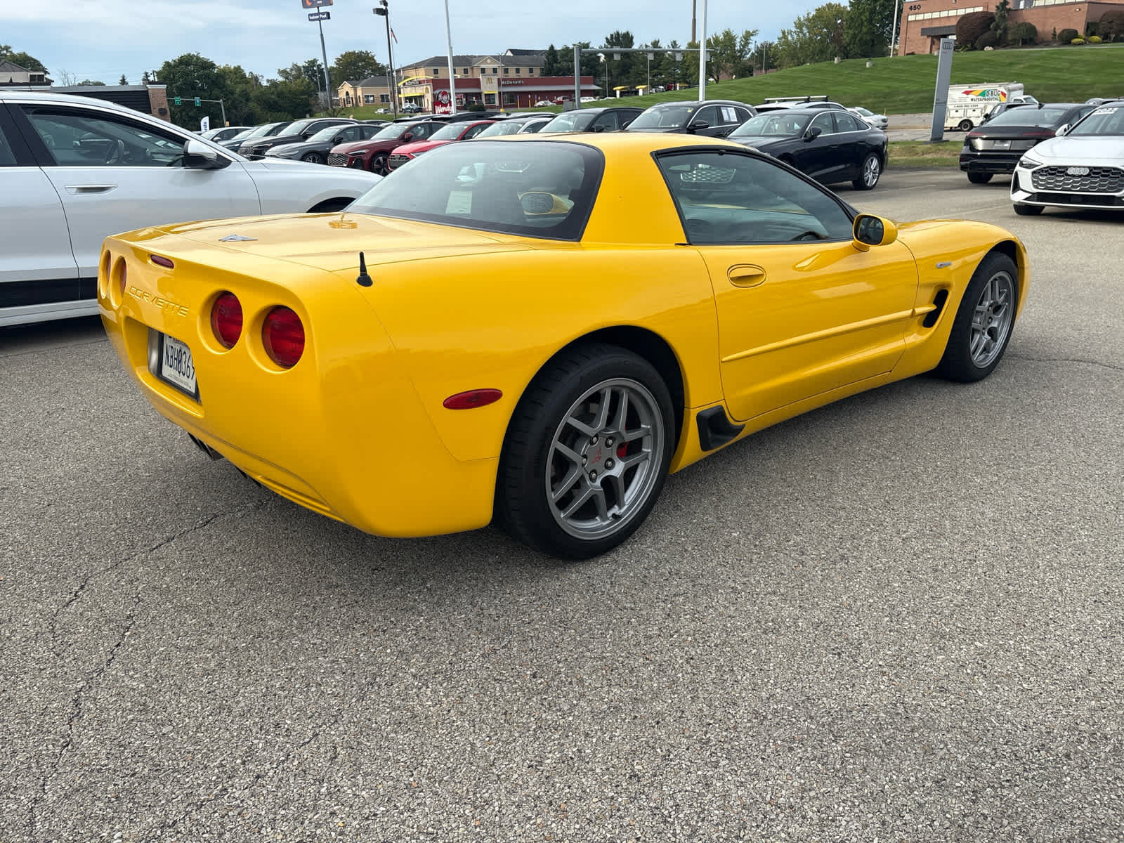 Used 2003 Chevrolet Corvette Z06 w/ Memory Package, 3 Drivers RWD image 5