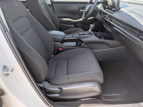 Certified 2025 Honda HR-V LX image 19
