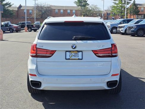 Used 2015 BMW X5 xDrive50i image 4