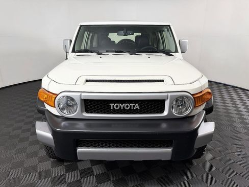 Used 2013 Toyota FJ Cruiser 4WD image 4