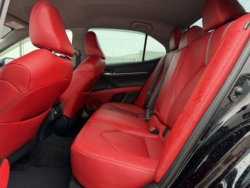 Used 2022 Toyota Camry XSE FWD image 29