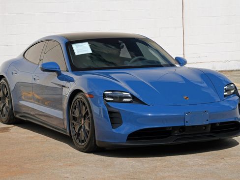 Used 2023 Porsche Taycan GTS AWD/4WD image 57