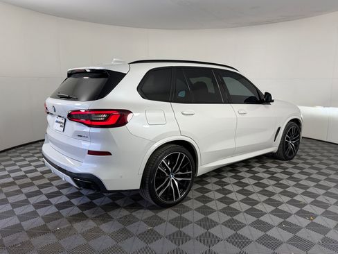 Used 2022 BMW X5 xDrive40i w/ M Sport Package AWD/4WD image 9