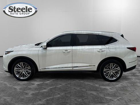 Used 2023 Acura MDX SH-AWD w/ Advance Package image 2
