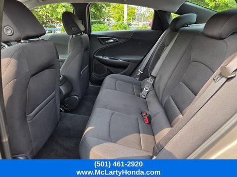 Used 2022 Chevrolet Malibu LS FWD image 11