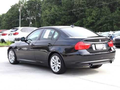 Used 2011 BMW 335i xDrive Sedan AWD/4WD image 5
