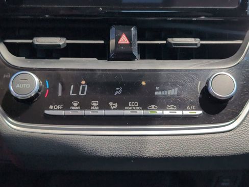 Used 2024 Toyota Corolla LE image 20