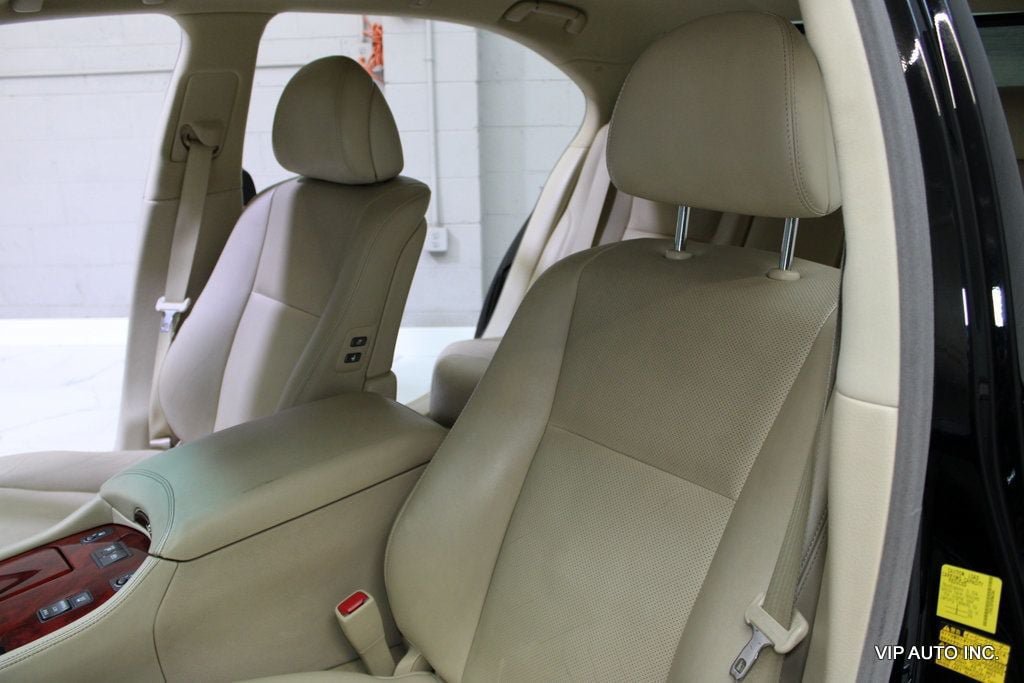 Used 2011 Lexus LS 460 L w/ Luxury Value Edition RWD image 16