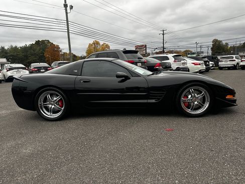 Used 1999 Chevrolet Corvette Coupe w/ Memory Pkg image 4