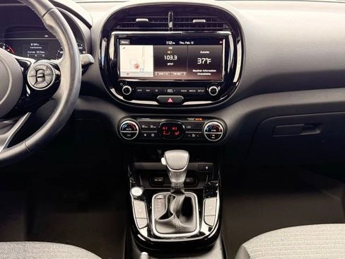 Used 2021 Kia Soul EX image 26