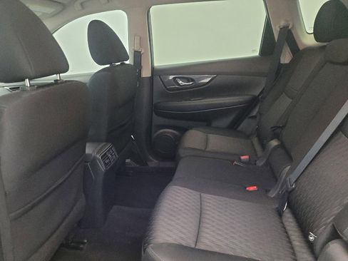 Used 2018 Nissan Rogue SV FWD image 18