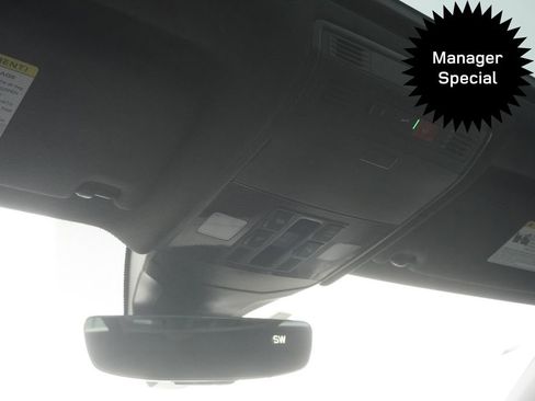 Used 2021 Volkswagen Jetta GLI Autobahn image 16