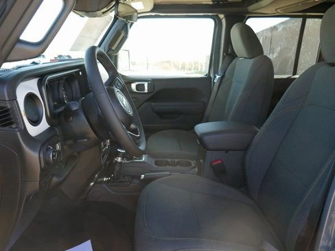 New 2026 Jeep Gladiator Sport image 14