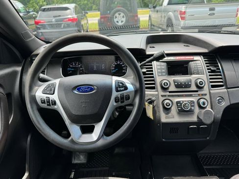Used 2017 Ford Taurus Police Interceptor AWD image 18