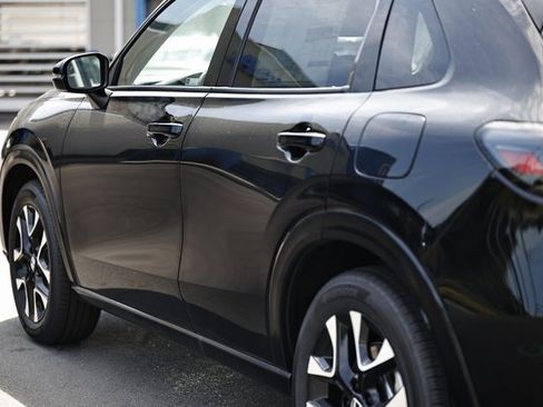 New 2026 Honda HR-V EX-L image 10