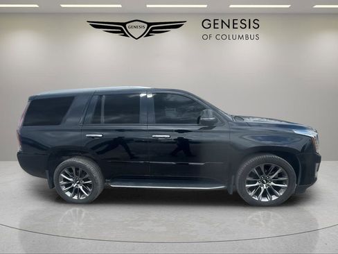 Used 2020 Cadillac Escalade Luxury w/ Escalade Sport Edition AWD/4WD image 7