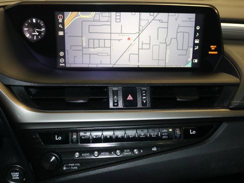 Used 2020 Lexus ES 350 F Sport w/ Accessory Package 2 FWD image 33