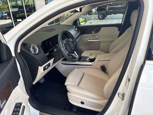 Used 2023 Mercedes-Benz GLA 250 image 3