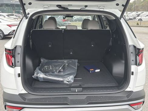 New 2026 Hyundai Tucson SEL image 18
