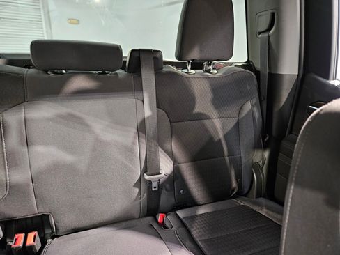 Used 2023 Chevrolet Silverado 1500 LT image 14