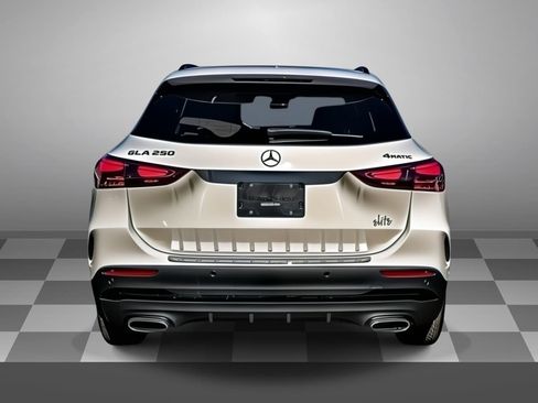 New 2025 Mercedes-Benz GLA 250 4MATIC image 5