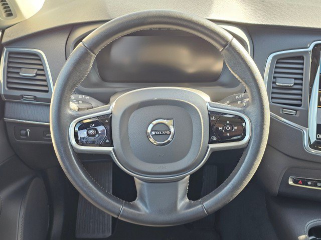 Used 2020 Volvo XC90 T5 Momentum AWD/4WD image 26