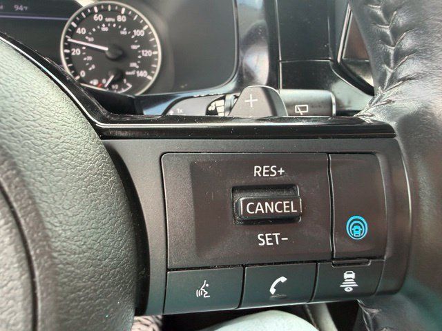 Used 2023 Nissan Pathfinder SV AWD/4WD image 21