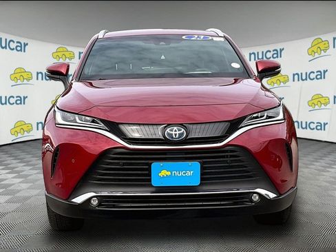 Used 2023 Toyota Venza XLE AWD/4WD image 2
