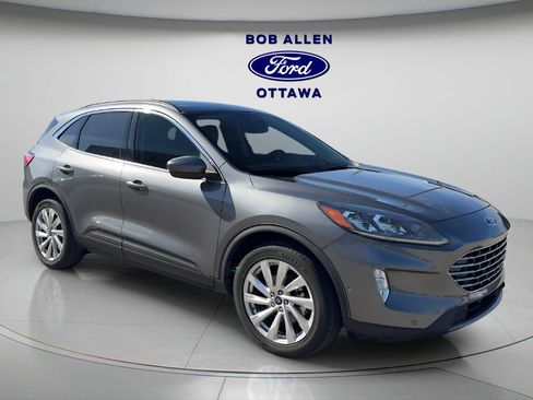 Used 2021 Ford Escape Titanium w/ Titanium Elite Package image 7