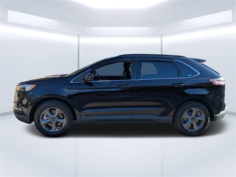 Used 2022 Ford Edge SEL w/ Sport Appearance Package image 5