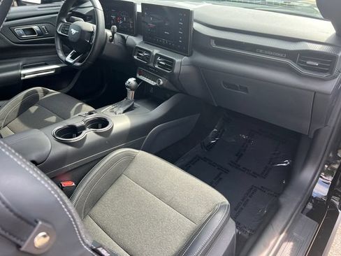 Used 2024 Ford Mustang Coupe RWD image 19