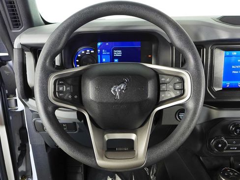 Used 2022 Ford Bronco 2-Door AWD/4WD image 26