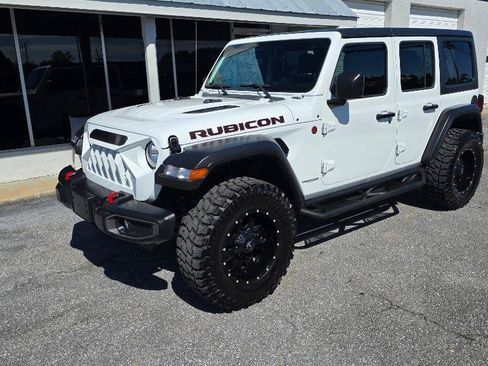 Used 2020 Jeep Wrangler Unlimited Rubicon AWD/4WD image 2