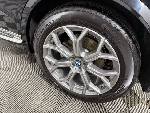 Used 2025 BMW X7 xDrive40i AWD/4WD image 10