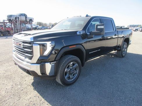 New 2026 GMC Sierra 3500 SLE image 11