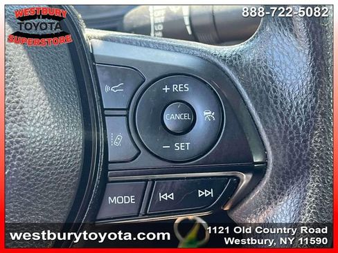 Used 2022 Toyota Corolla LE FWD image 25