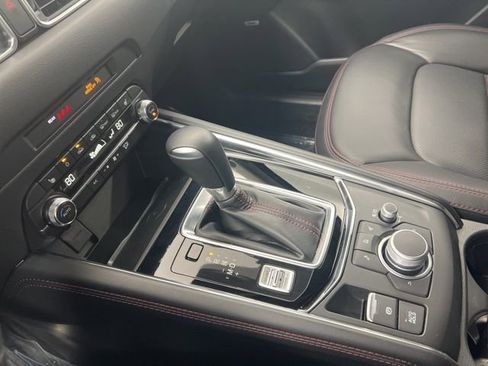 Used 2025 MAZDA CX-5 Carbon Edition image 17