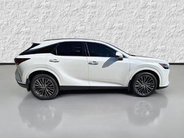 Used 2024 Lexus RX 350 AWD w/ Convenience Package image 2