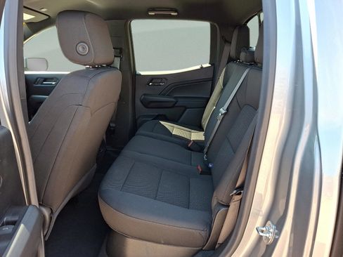 Used 2024 Chevrolet Colorado LT w/ LT Convenience Package AWD/4WD image 8