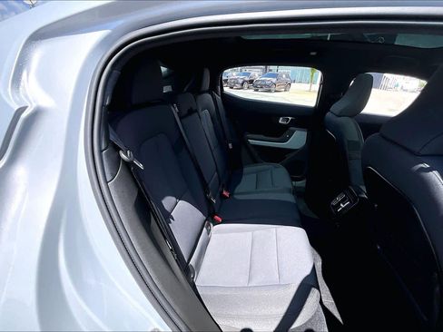 Used 2023 Polestar Polestar 2 w/ Pilot Pack image 18