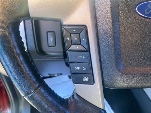 Used 2015 Ford Expedition Limited w/ Equipment Group 301A image 17