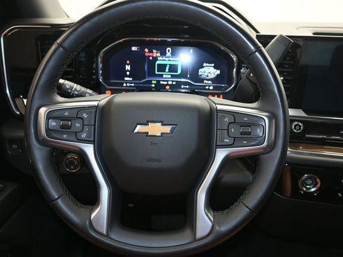 Used 2024 Chevrolet Silverado 1500 LT AWD/4WD image 13
