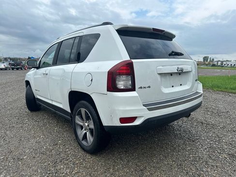 Used 2016 Jeep Compass High Altitude AWD/4WD image 10