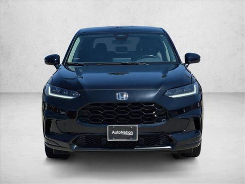 Used 2024 Honda HR-V EX-L image 2