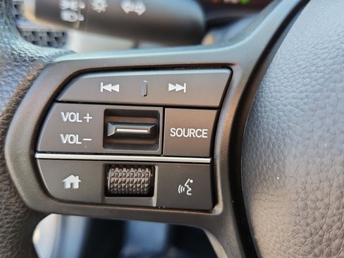 Certified 2023 Honda HR-V LX image 18