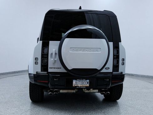 Used 2023 Land Rover Defender 110 V8 image 4