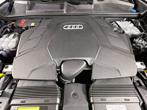 Used 2023 Audi Q8 Premium Plus AWD/4WD image 23