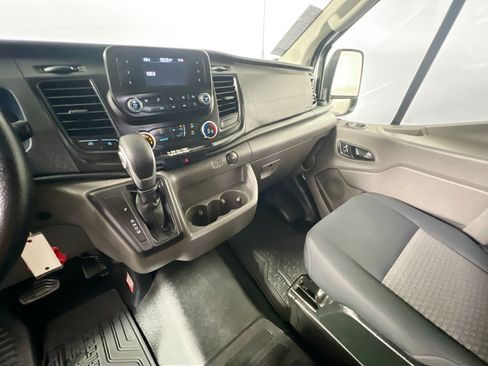 Used 2025 Ford Transit 250 Low Roof w/ Exterior Upgrade Package RWD image 24